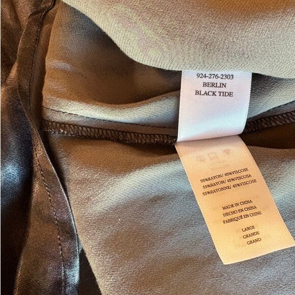 Rails Berlin Black Tide Colorway Stretch Satin Slip Style Midi Skirt size L - Picture 5 of 7